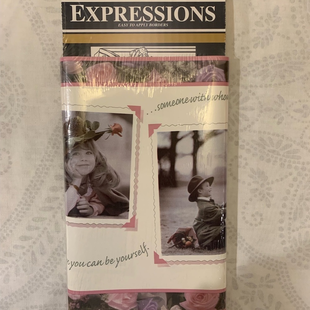 Expressions easy to apply wallpaper border Lions prepasted 5 yards #SB10136B New